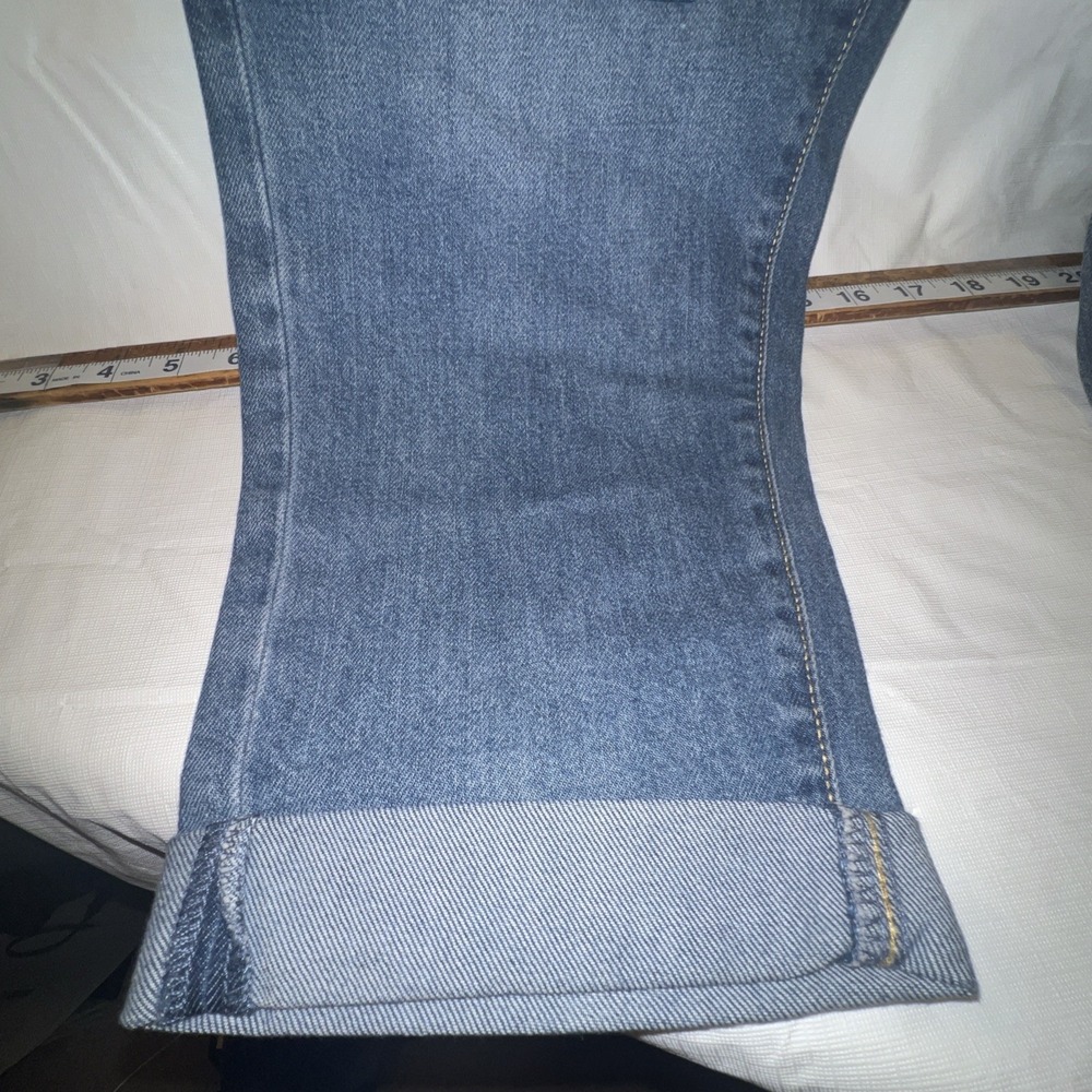 Universal Thread Boyfriend Cuffed Jeans Blue Medium Wash High Rise 14 NWT - Picture 3 of 10